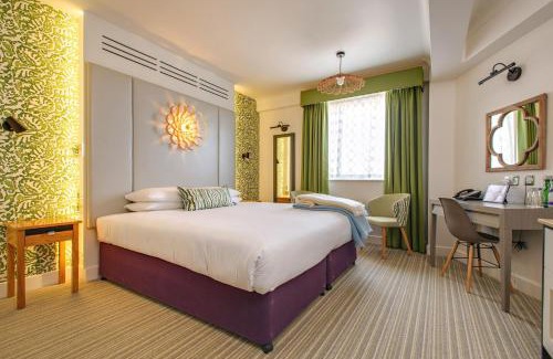 Norwich Hotel | The Maids Head Hotel