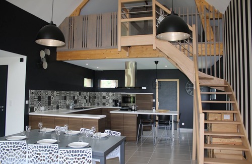 Ablon House | The Maison de Jeanne welcomes you for a moment of relaxation