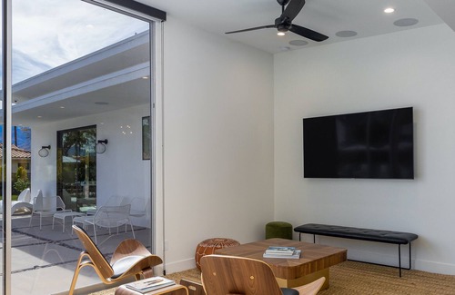 El Mirador House | The Majestic Estate - Luxury Mid-Mod Private Estate!