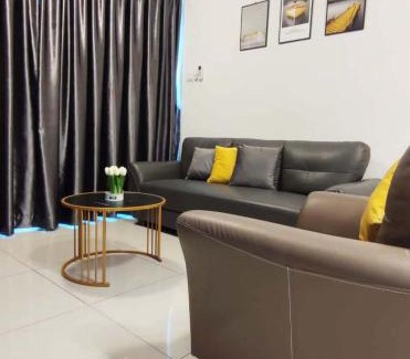 Kampung Kuchai Apartment | THE MAJESTIC IPOH B8 by ZamanJa