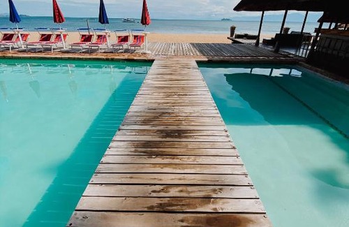 Mangochi Hotel | The Makokola Retreat