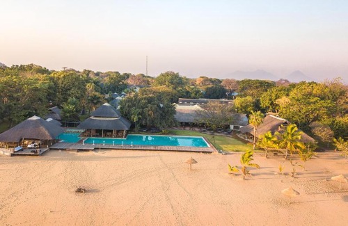 Mangochi Hotel | The Makokola Retreat