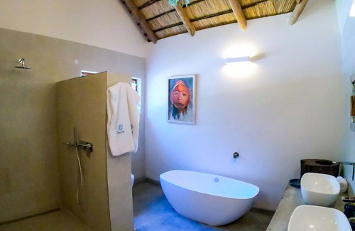 Mangochi Hotel | The Makokola Retreat