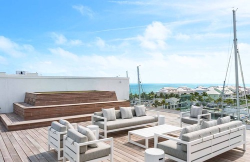 Palm Cay Condo | The Malabar Condo