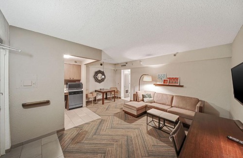 Coconut Grove Apartment | The Malone