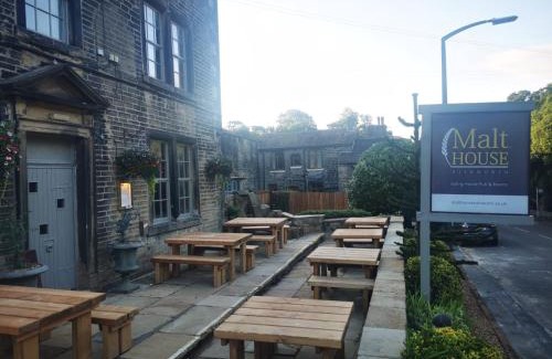 Rishworth Bed & Breakfast | The Malthouse