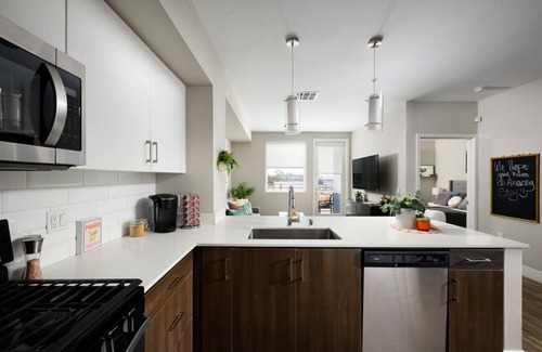 Santa Ana Apartment | The Mandarin @ Main Place - Free Disney Gift Card!