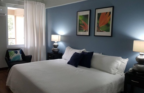Mandeville Hotel | The Mandeville Hotel