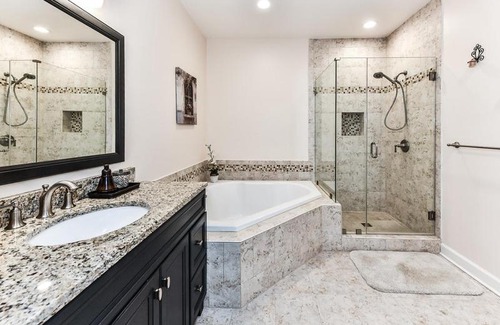 Leesburg House | The Manor at Courtland Farm