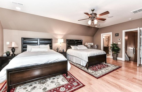 Leesburg House | The Manor at Courtland Farm