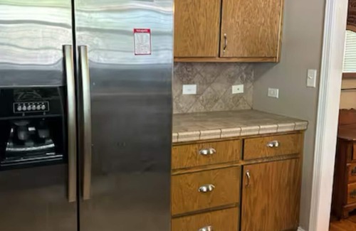 Oneonta House | The Manor - Charming 3-bedroom house in lovely Oneonta with WiFi, AC