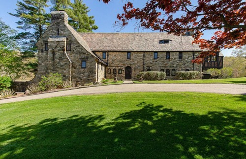 Fishkill House | The Mansion at Willow Lake