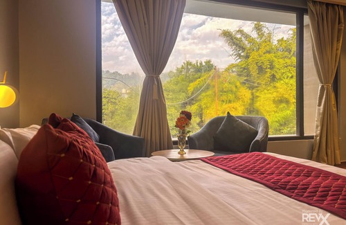 Dhikuli Hotel | The Maple Woods Resort