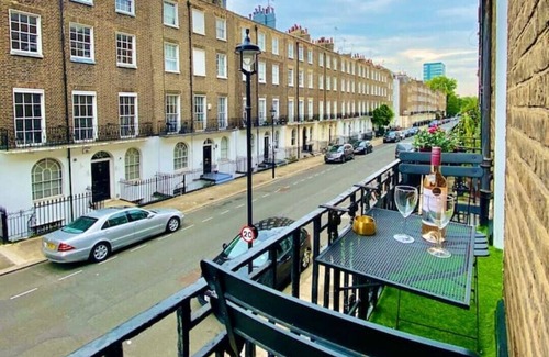 Regent's Park Apartment | The Marilyn Suite in Marylebone