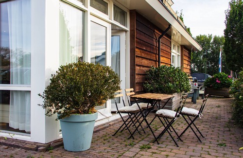 Municipality of Wijdemeren Apartment | The marine apartment near Amsterdam with private parking space.