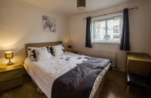 Ayr Apartment | The Mariners
