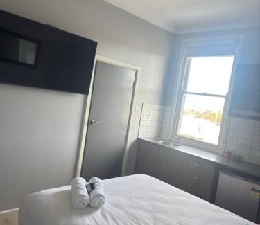 Lambton Hotel | The Mark Stays