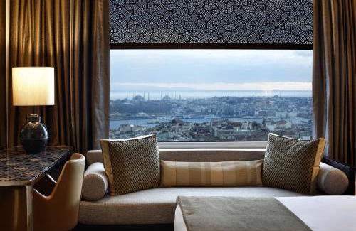 Gumussuyu Mahallesi Hotel | The Marmara Taksim