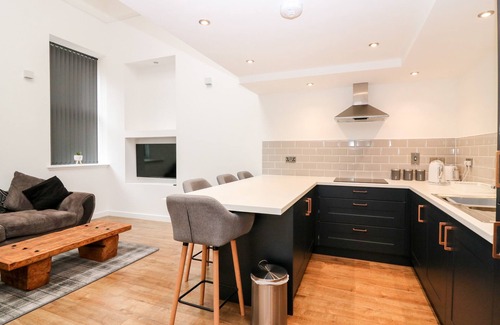 Keith Cottage | THE MARRIAGE ROOM AT THE INSTITUTE EXECUTIVE APARTMENTS in Keith