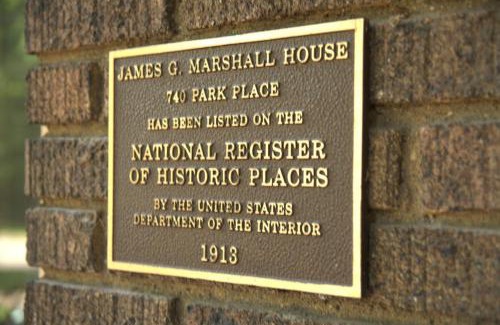Downtown Niagara Falls Bed & Breakfast | The Marshall House