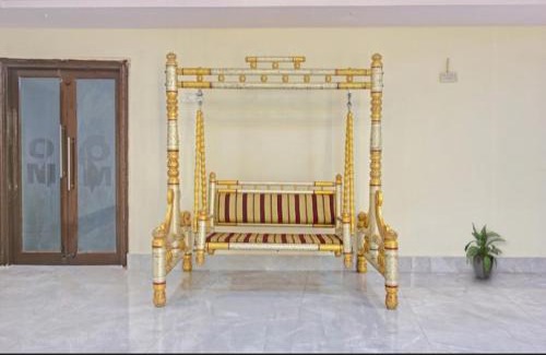 Lakdi Ka Pul Hotel | THE Maruti grand