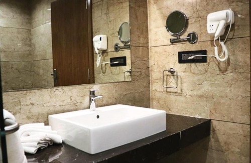 Nathdwara Hotel | The Marutinandan Grand, Nathdwara