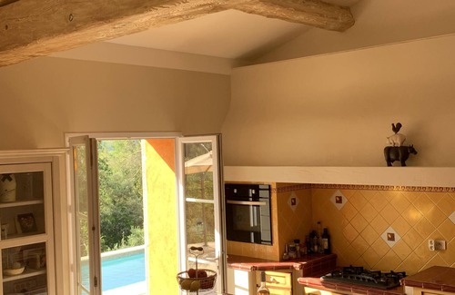 Le Thoronet House | The Mas des Oliviers, in the heart of Provence vineyards .