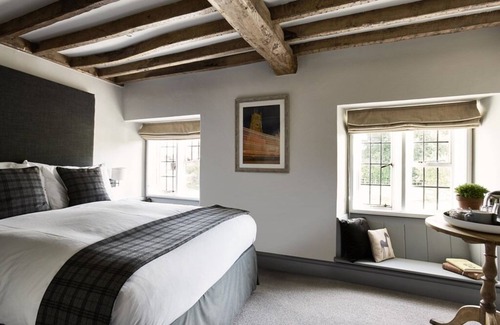 Meysey Hampton Hotel | The Masons Arms