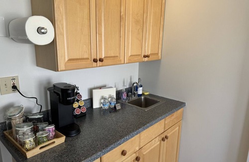 Old Lyme Apartment | The Mast at Soundview · Beach+Ocean+Sunrise