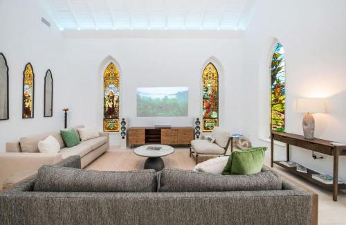North Side House | The Mastic Cottage Collection