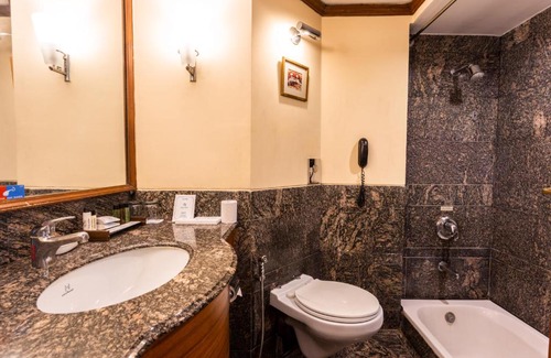 Jalandhar Hotel | The Maya Hotel