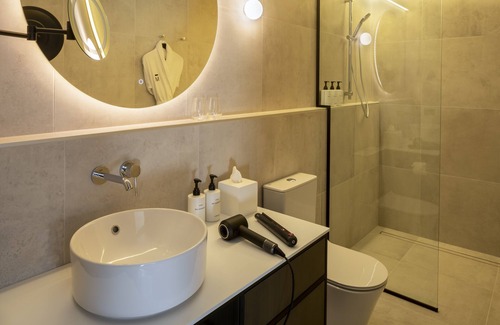 Christchurch City Centre Hotel | The Mayfair