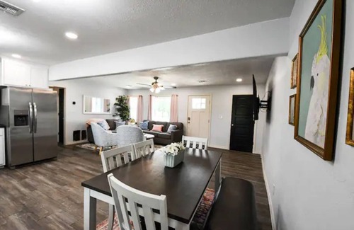Gore House | The Mayor in Gore with Kids Space! 10 mins to lake, 5 to both rivers.