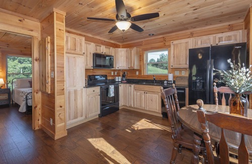Bowling Green Cabin | The McClure Hill Farm Little Log Cabin