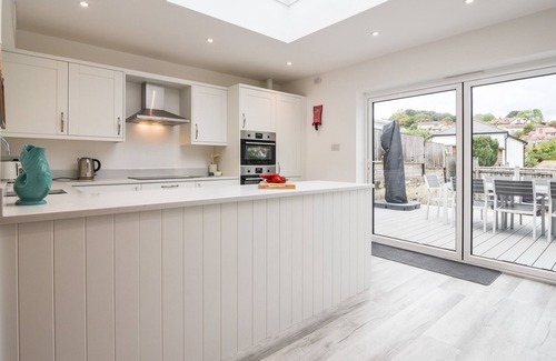 Beer House | THE MEAD, family friendly, country holiday cottage in Beer