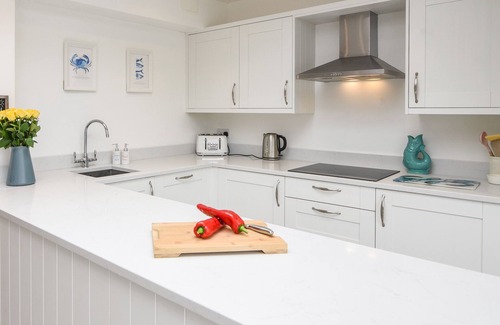 Beer House | THE MEAD, family friendly, country holiday cottage in Beer