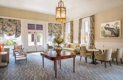 Charleston Historic District Hotel | The Meeting Street Inn