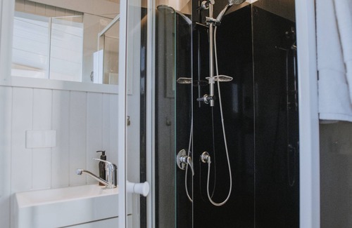 Maindample House | The Melaleuca by Tiny Away