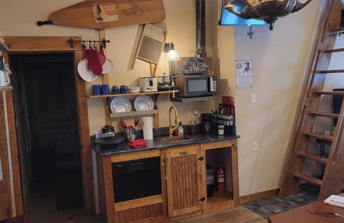 Deadwood Apartment | The Mercantile at Mad Peak Lodging, sleeps up to four.