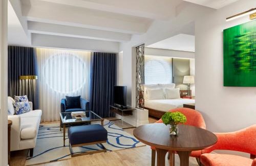 Manama Center Hotel | The Merchant House
