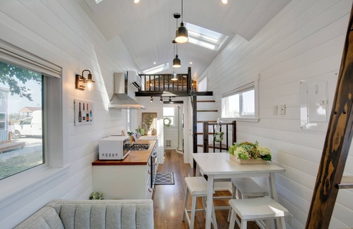 Defiance Apartment | ‘The Merlot Bungalow’ Defiance Tiny Home on Trail