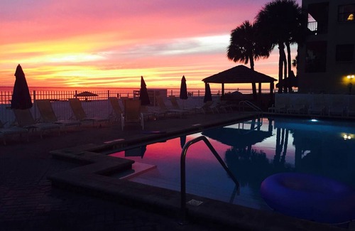Largo Apartment | The Mermaid and the Sea Turtle