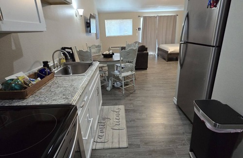 Fulton Apartment | The Mermaid Room on the Bay