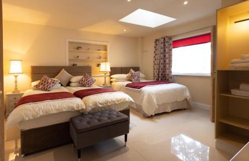 Ballina Hotel | The Merry Monk Bed and Breakfast