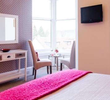 Birnam Hotel | The Merryburn - Rooms and Courtyard Studios