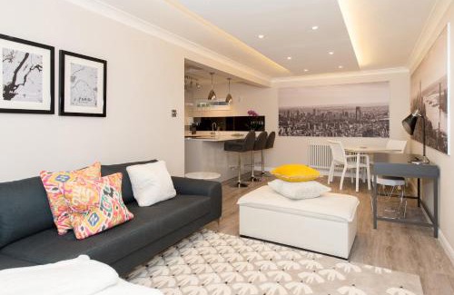 Harrogate Apartment | The Mews, York Place by Harrogate Serviced Apartments