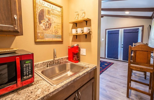 Ruidoso Apartment | The Midtown Perch-steps to the center of Midtown!