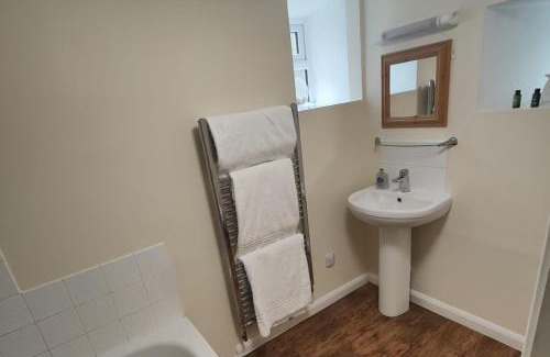 Treknow Hotel | The Mill House