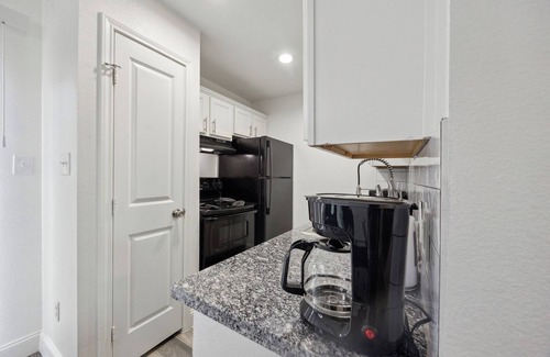 South Arlington Apartment | The Mirage 253 I Spacious 2 Bed 1.5 Bath