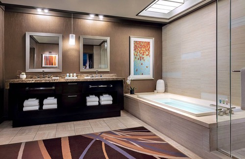 Las Vegas Strip Resort | The Mirage Hotel & Casino